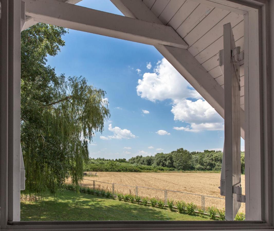 Villa Oeboel Liget Vendeghazak Abádszalók Exterior foto