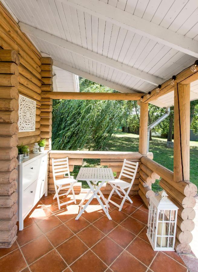 Villa Oeboel Liget Vendeghazak Abádszalók Exterior foto