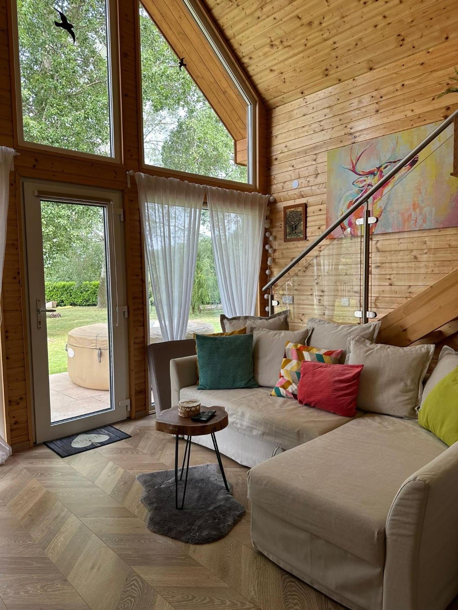 Villa Oeboel Liget Vendeghazak Abádszalók Exterior foto